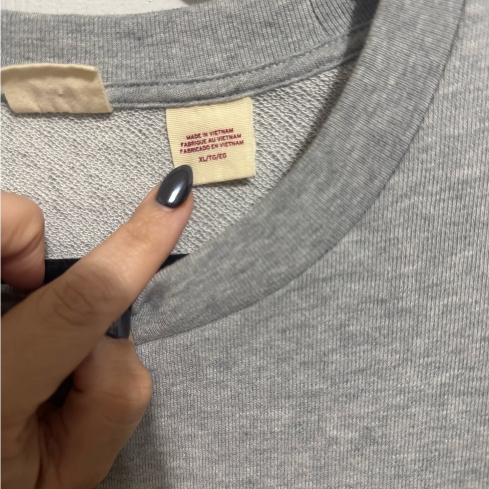 Levi's Gray Multicolor Logo Women's Sweater - Picture 4 of 6